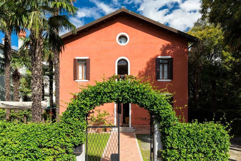 Villa Casanova image