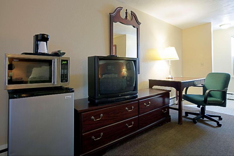 Americas Best Value Inn Bradford image