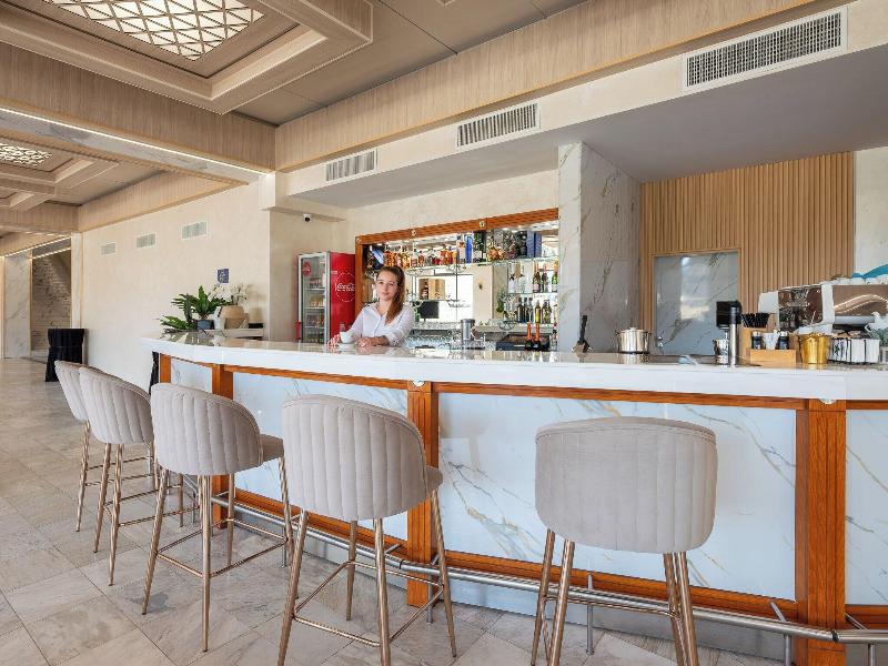 Interhotel Veliko Tarnovo image