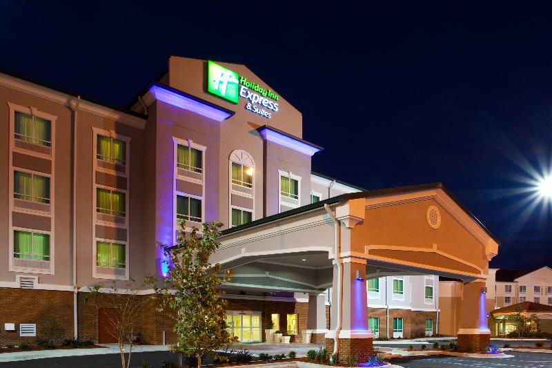 Holiday Inn Express & Suites Valdosta West - Mall