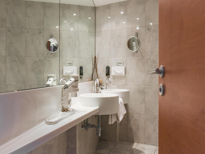 Upstalsboom Landhotel Friesland image