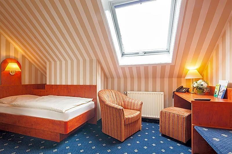 Landgasthaus Lindenhof image