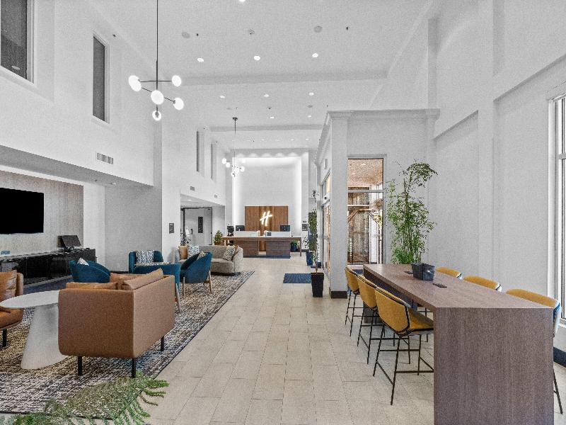 Holiday Inn & Suites Surrey East - Cloverdale