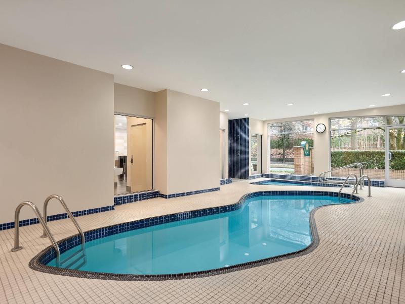 La Quinta Inn Vancouver Airport image