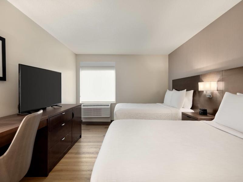 La Quinta Inn Vancouver Airport image