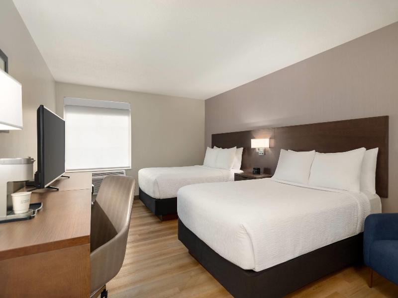 La Quinta Inn Vancouver Airport image