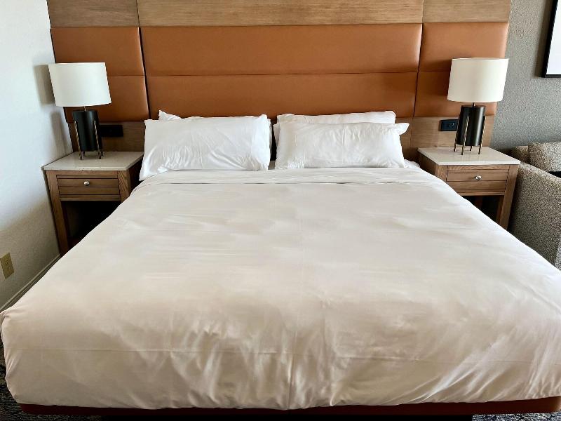 Sheraton Virginia Beach Oceanfront image