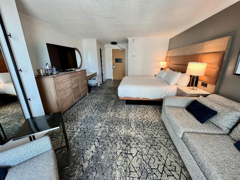Sheraton Virginia Beach Oceanfront image