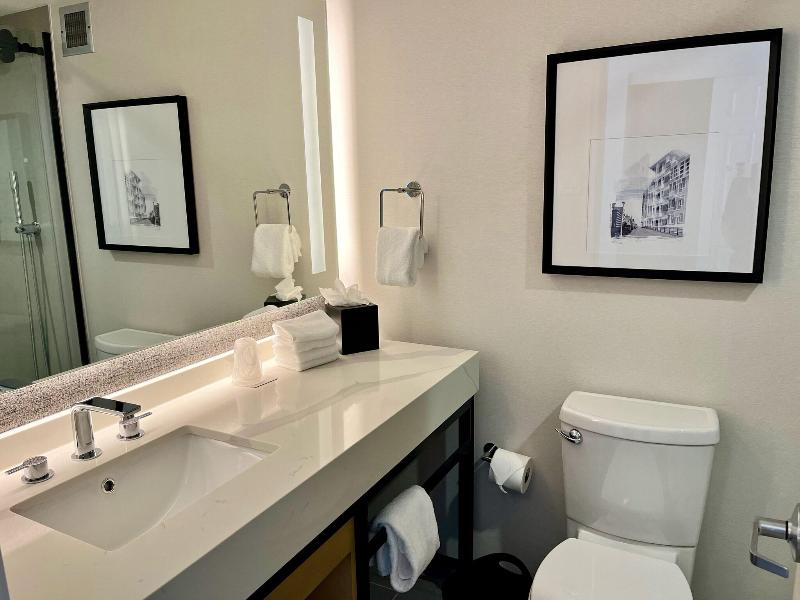 Sheraton Virginia Beach Oceanfront image