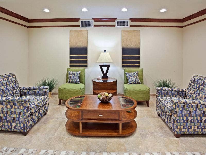 Holiday Inn Express Hotel & Suites Vancouver Mall image