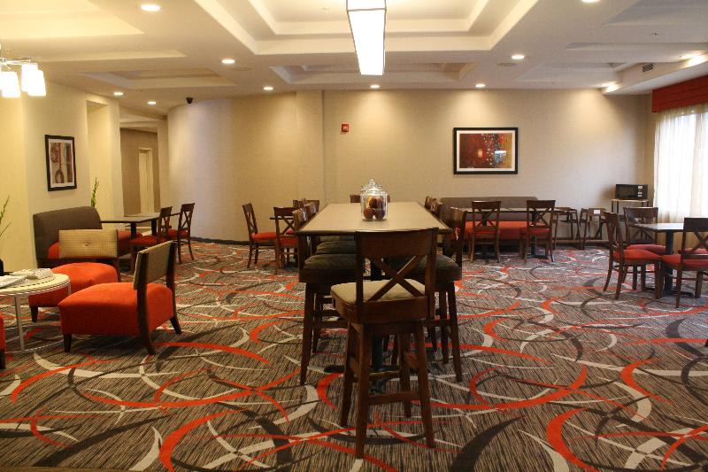Holiday Inn Express Bradford image