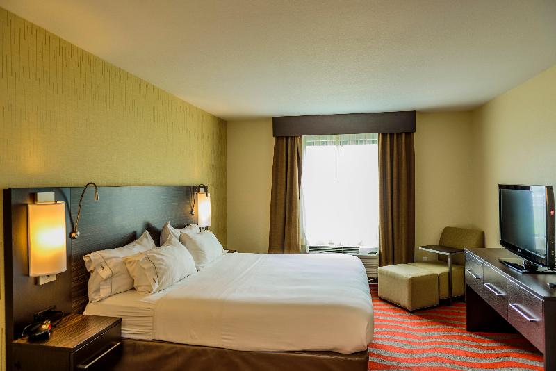 Holiday Inn Express Bradford photo 16