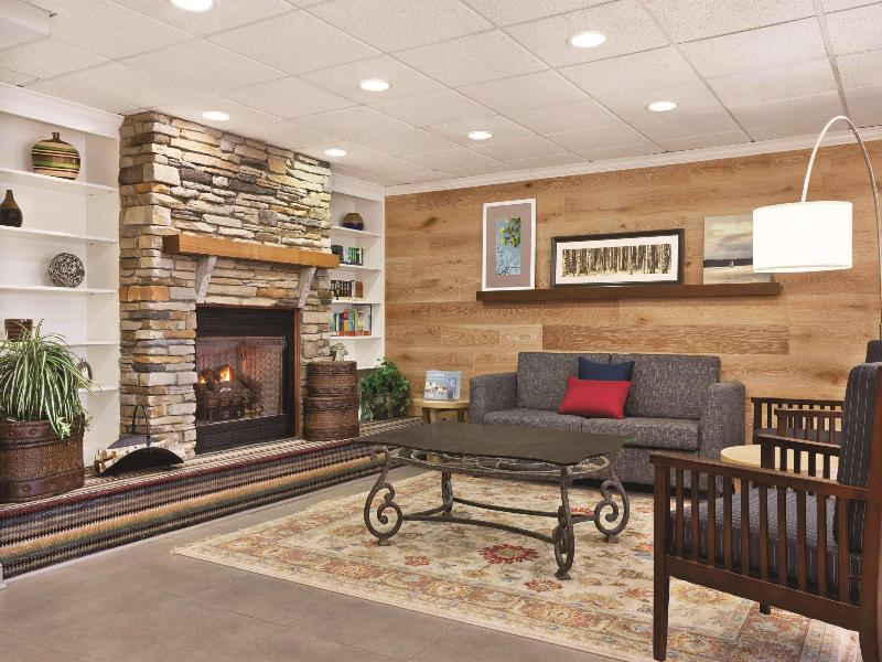 Country Inn & Suites By Radisson, Wytheville, Va image