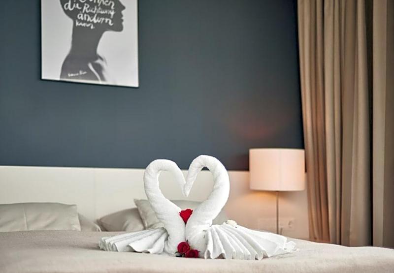 Rosenberger Motor-Hotel Deutsch-Wagram image