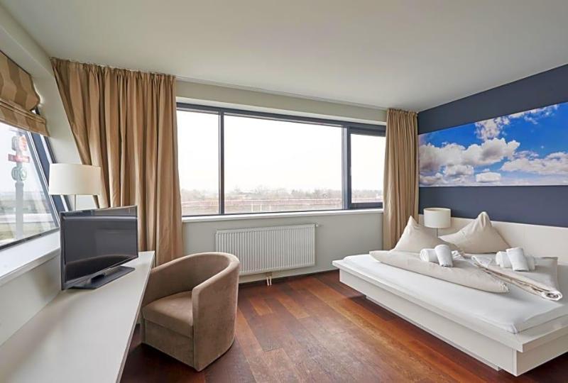 Rosenberger Motor-Hotel Deutsch-Wagram image