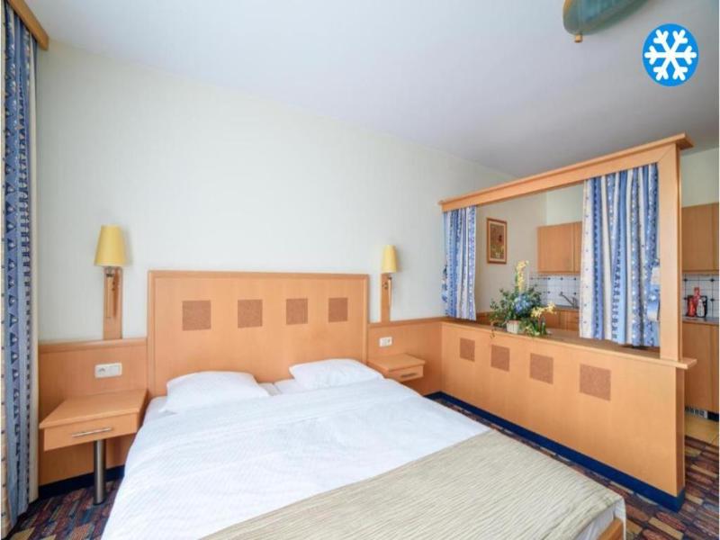Hotel Partner image