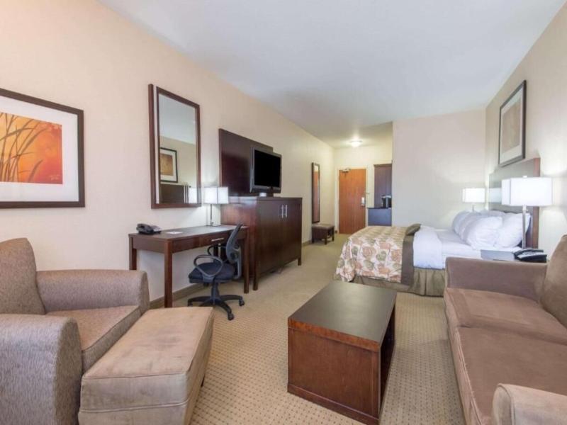 DOUBLE Accessible KING SIZE BED