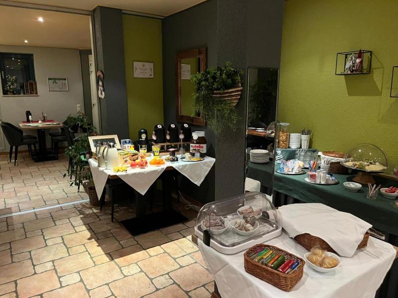 Hotel Gästehaus Linden image