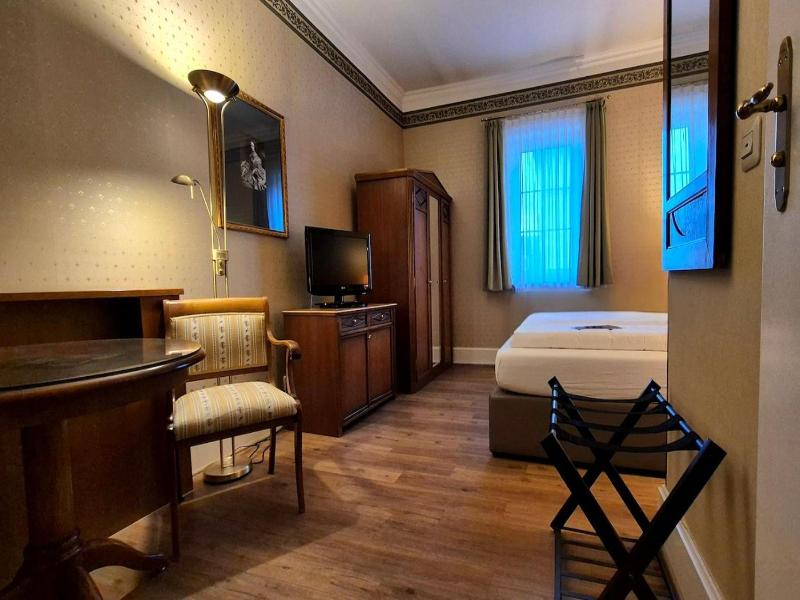 VCH-Hotel Amalienhof image
