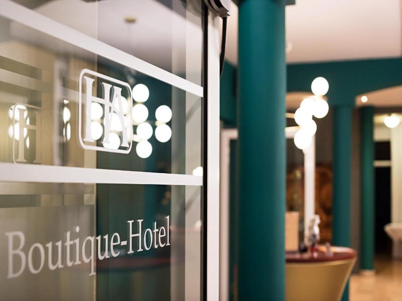 VCH-Hotel Amalienhof image