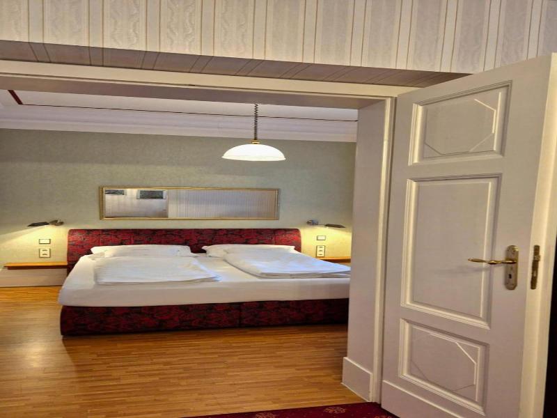VCH-Hotel Amalienhof image
