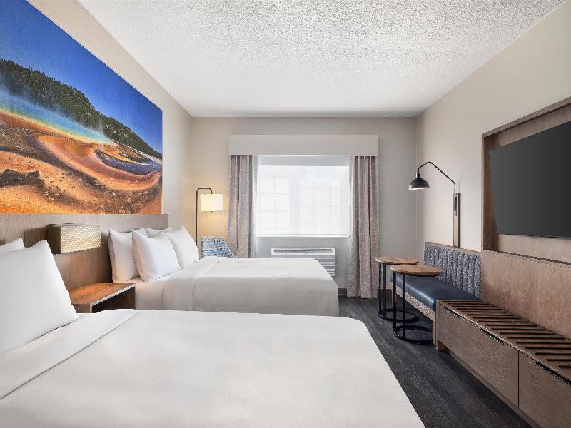 Starlite Yellowstone Tapestry Collection By Hilton image