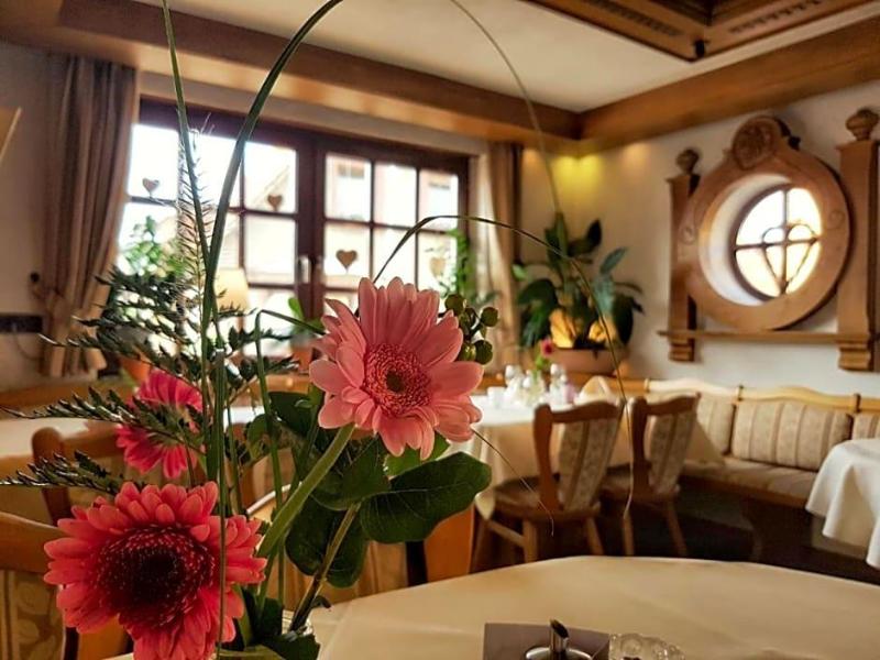 Hotel Weinklause Rosenbusch image