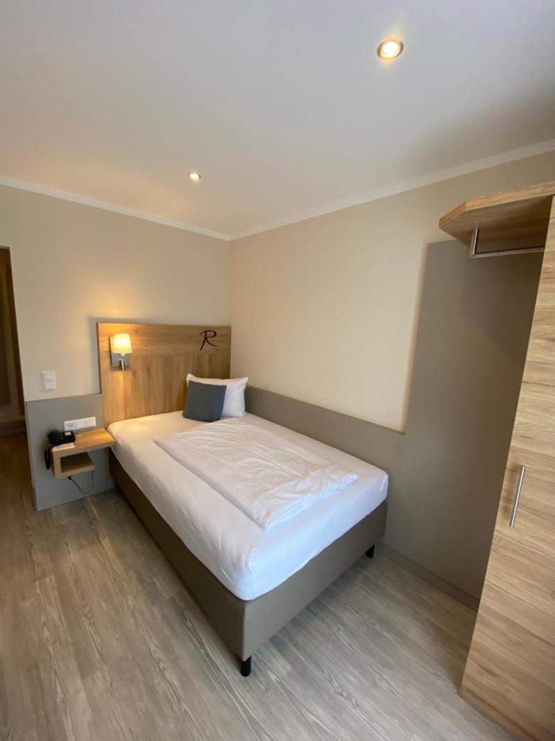 Hotel Weinklause Rosenbusch image