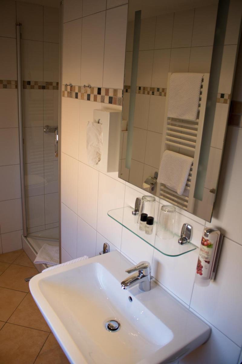 Hotel Weinklause Rosenbusch image