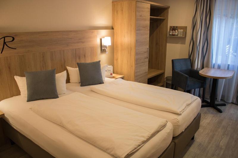 Hotel Weinklause Rosenbusch image
