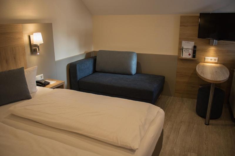 Hotel Weinklause Rosenbusch image