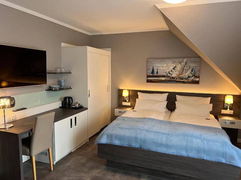 Strand-Hotel image
