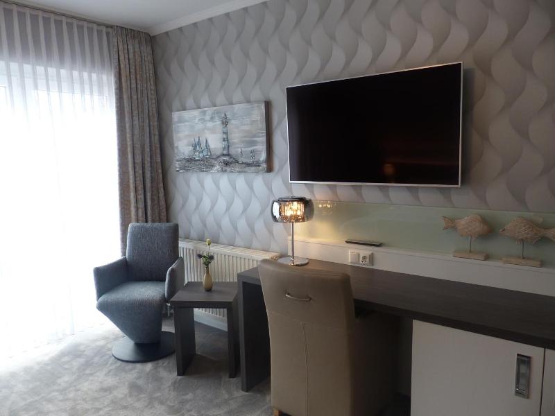 Strand-Hotel image
