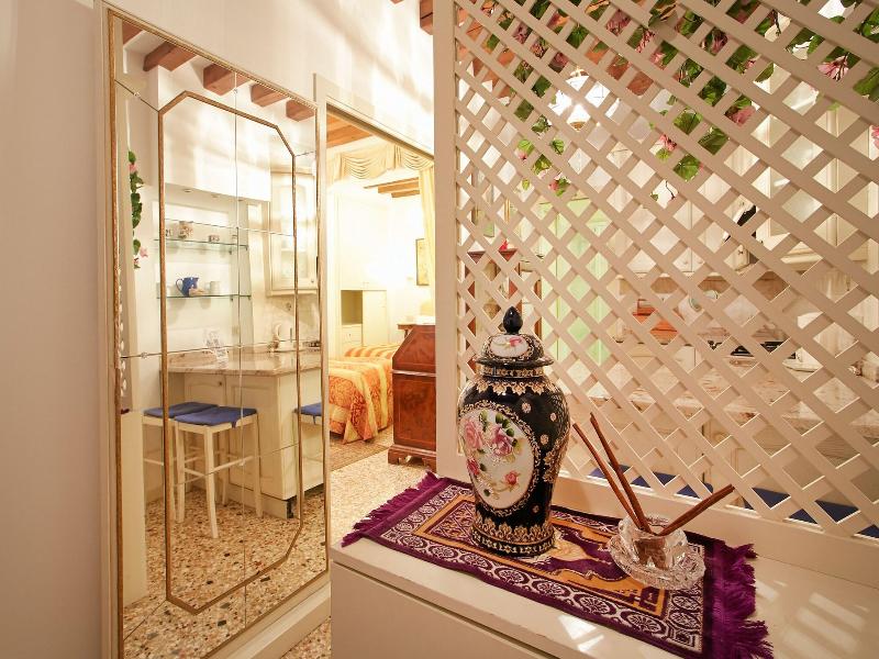 Hotel San Luca image