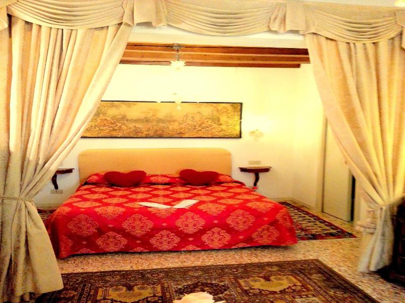 Hotel San Luca image