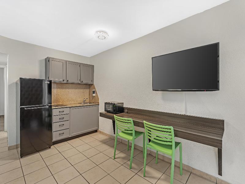 SureStay Studio by Best Western Virginia Beach Oce image