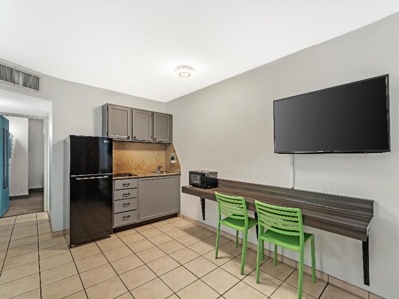SureStay Studio by Best Western Virginia Beach Oce image