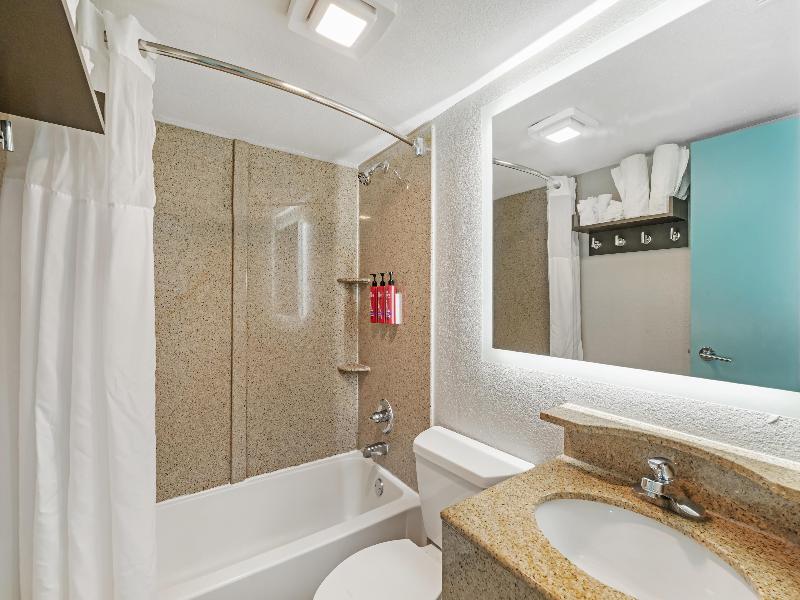 SureStay Studio by Best Western Virginia Beach Oce image