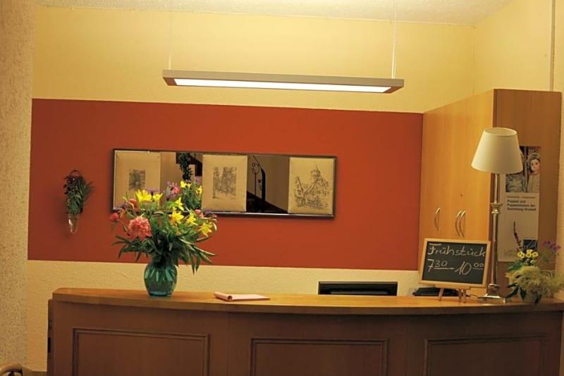 Tauberhotel Kette image