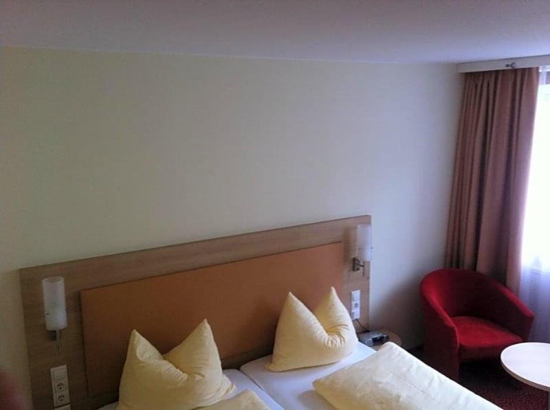 Tauberhotel Kette image