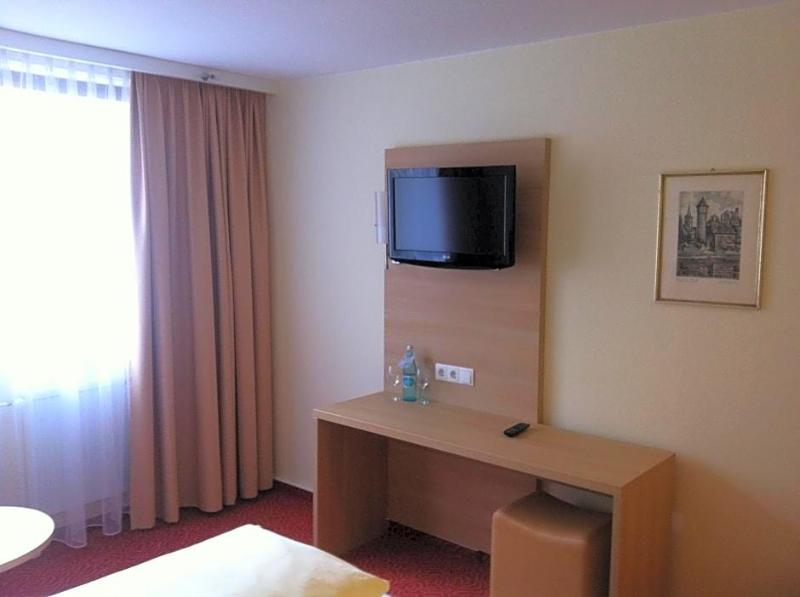 Tauberhotel Kette image