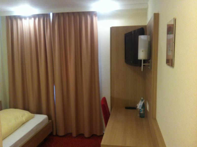 Tauberhotel Kette image