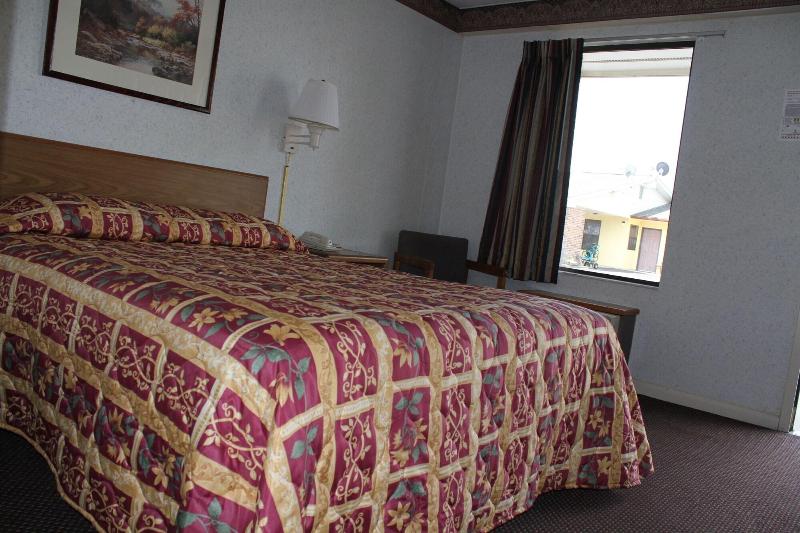 Budget Host Inn Bristol image