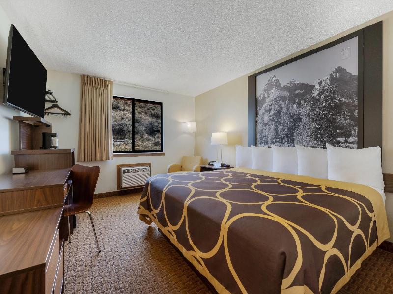 Super 8 by Wyndham Cody image