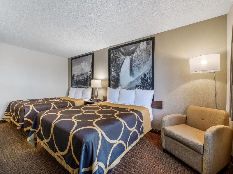 Super 8 by Wyndham Cody image