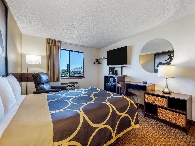 Super 8 by Wyndham Cody image