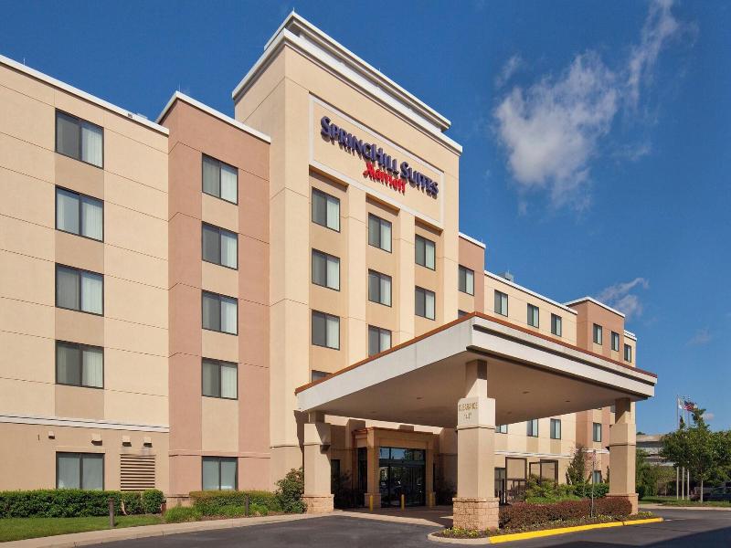Springhill Suites Chesapeake Greenbrier image