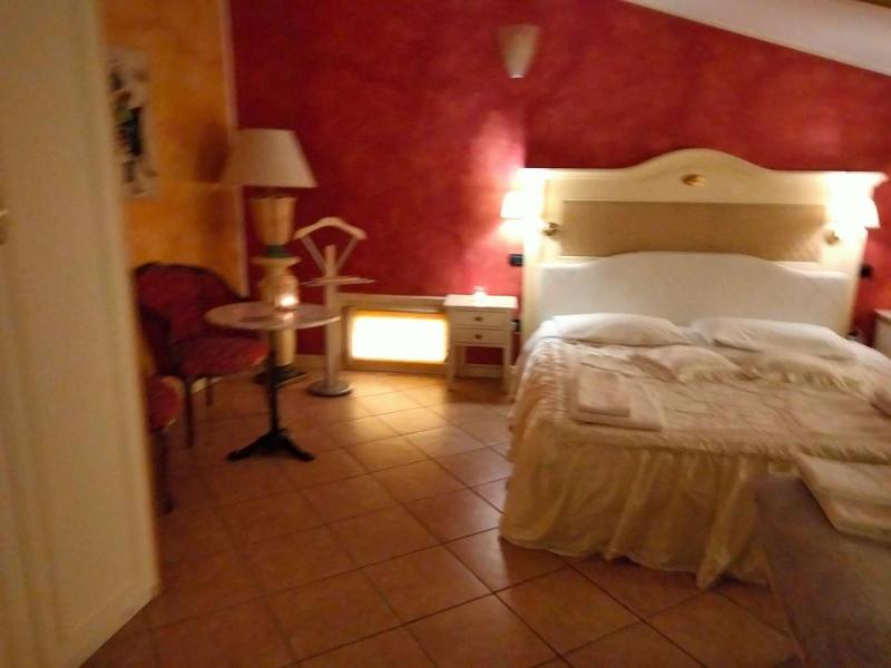 Due Colonne image