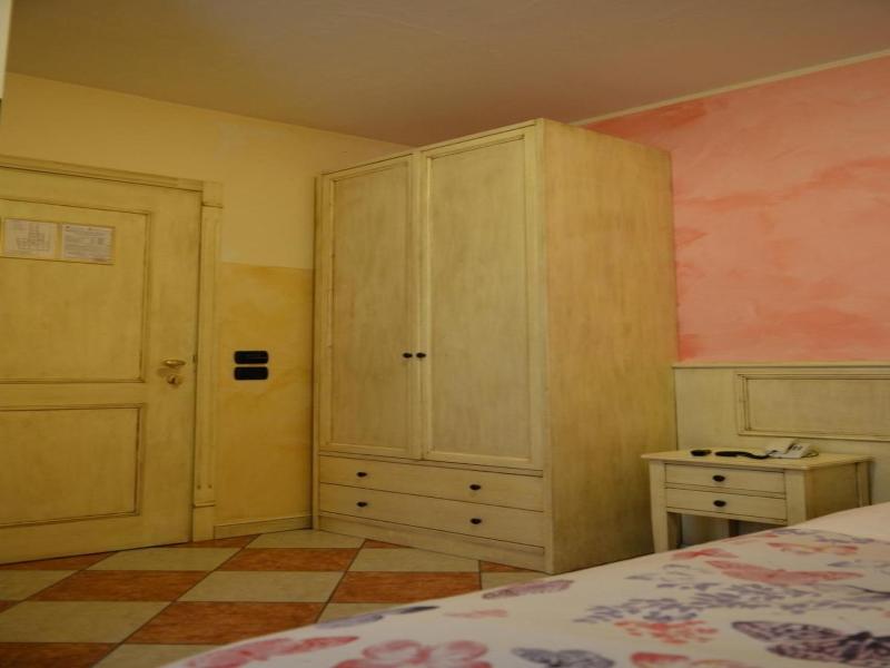 Due Colonne image