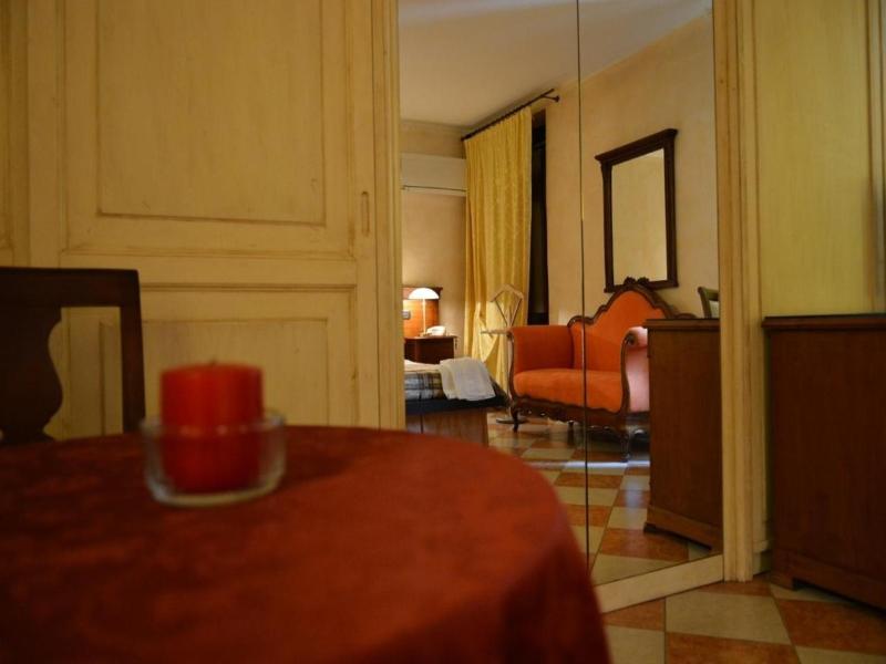Due Colonne image
